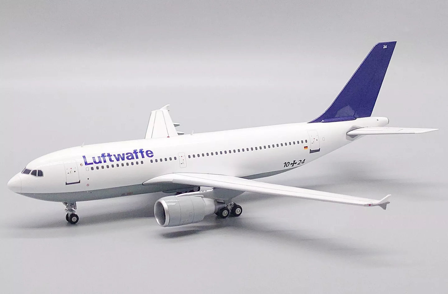 JC WINGS A310-300 LUFTWAFFE REG: 10 24