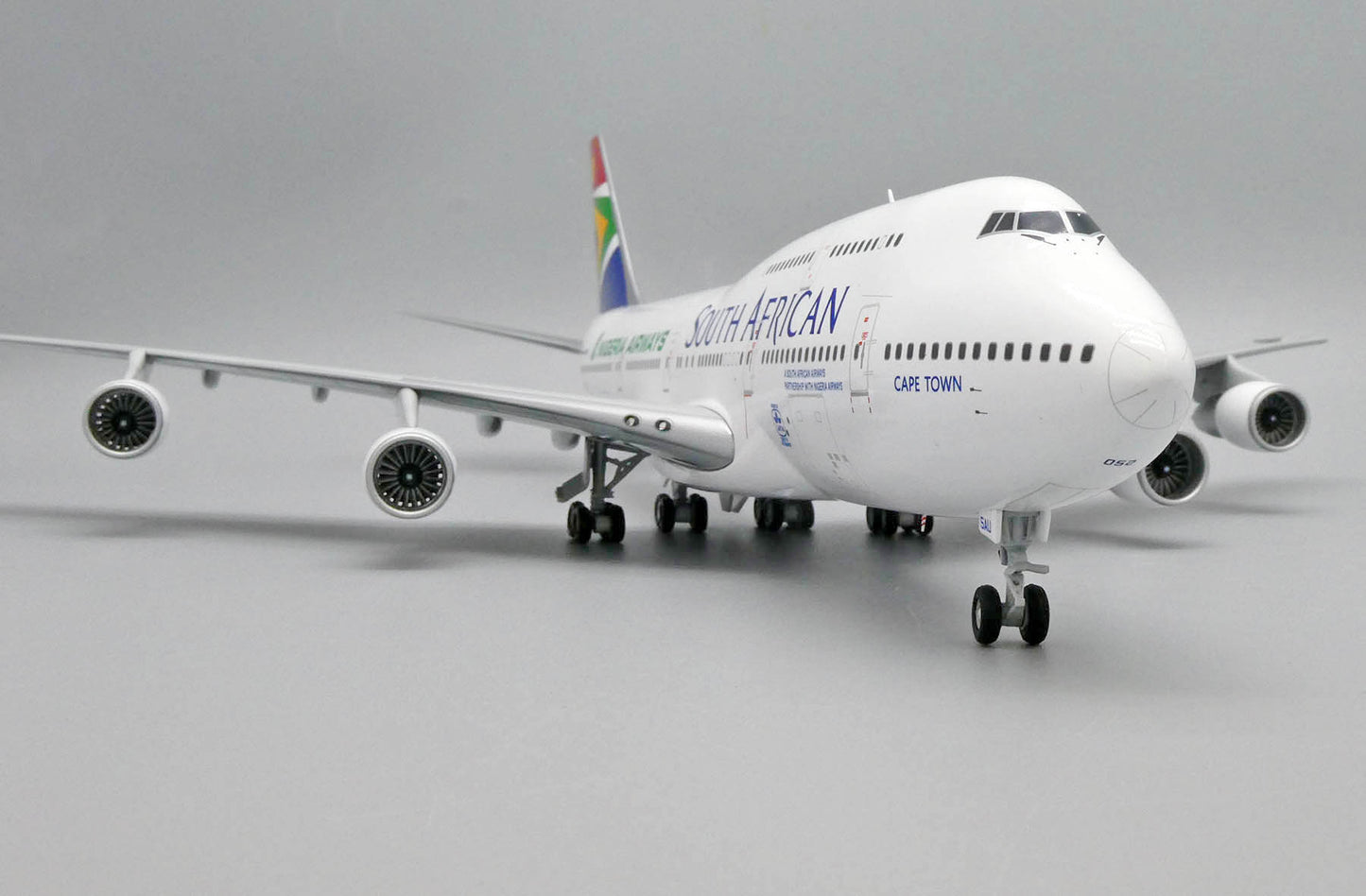 JC WINGS B747-300 SOUTH AFRICAN AIRWAYS "NIGERIA AIRWAYS" REG: ZS-SAU