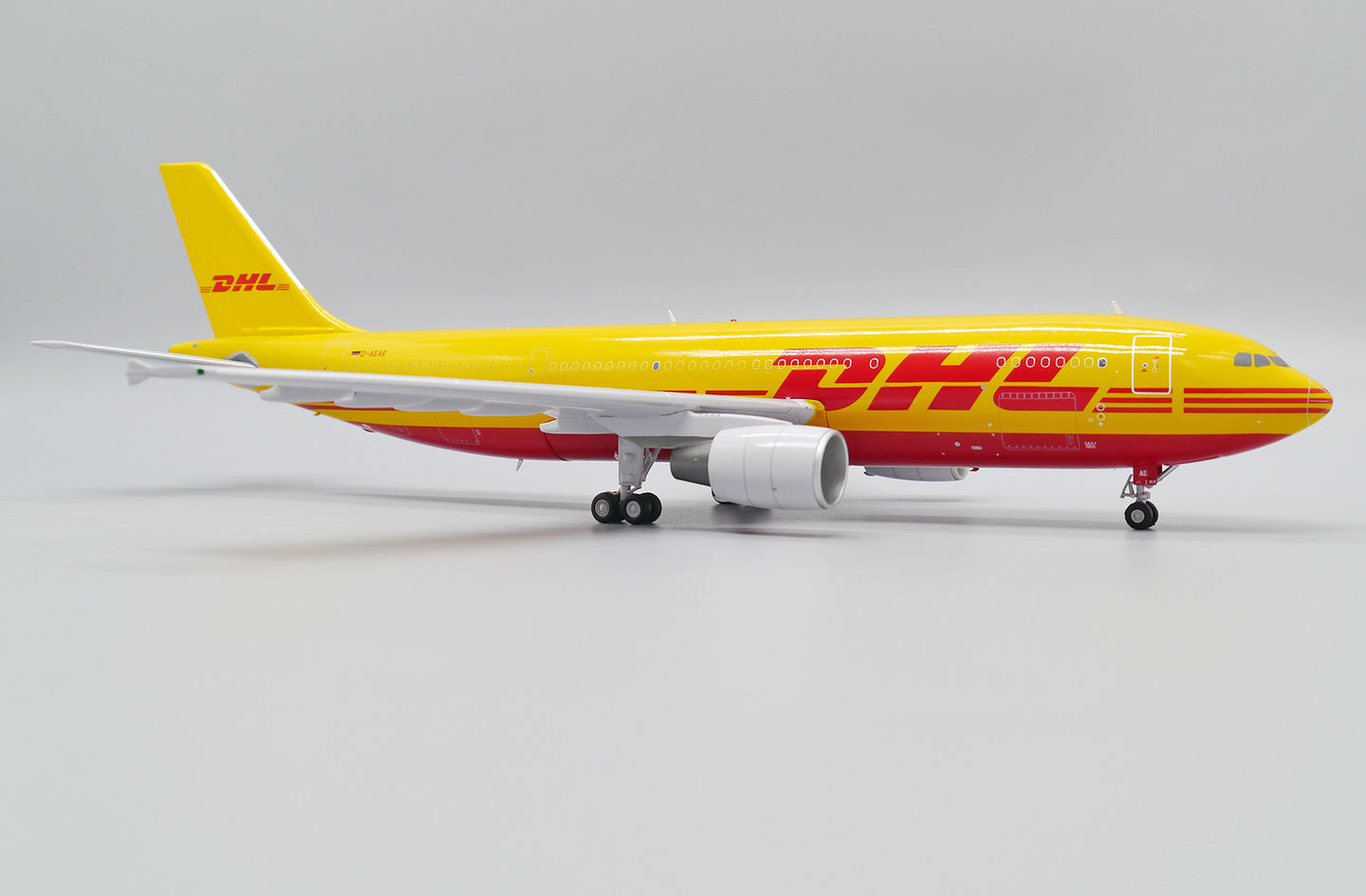 JC WINGS  A300-600R(F) DHL REG: D-AEAE