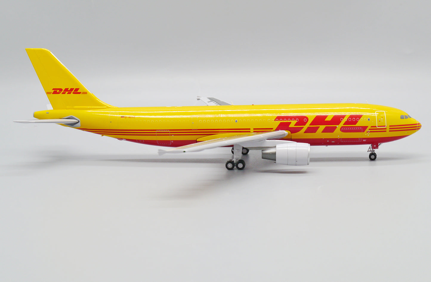 JC WINGS  A300-600R(F) DHL REG: D-AEAE