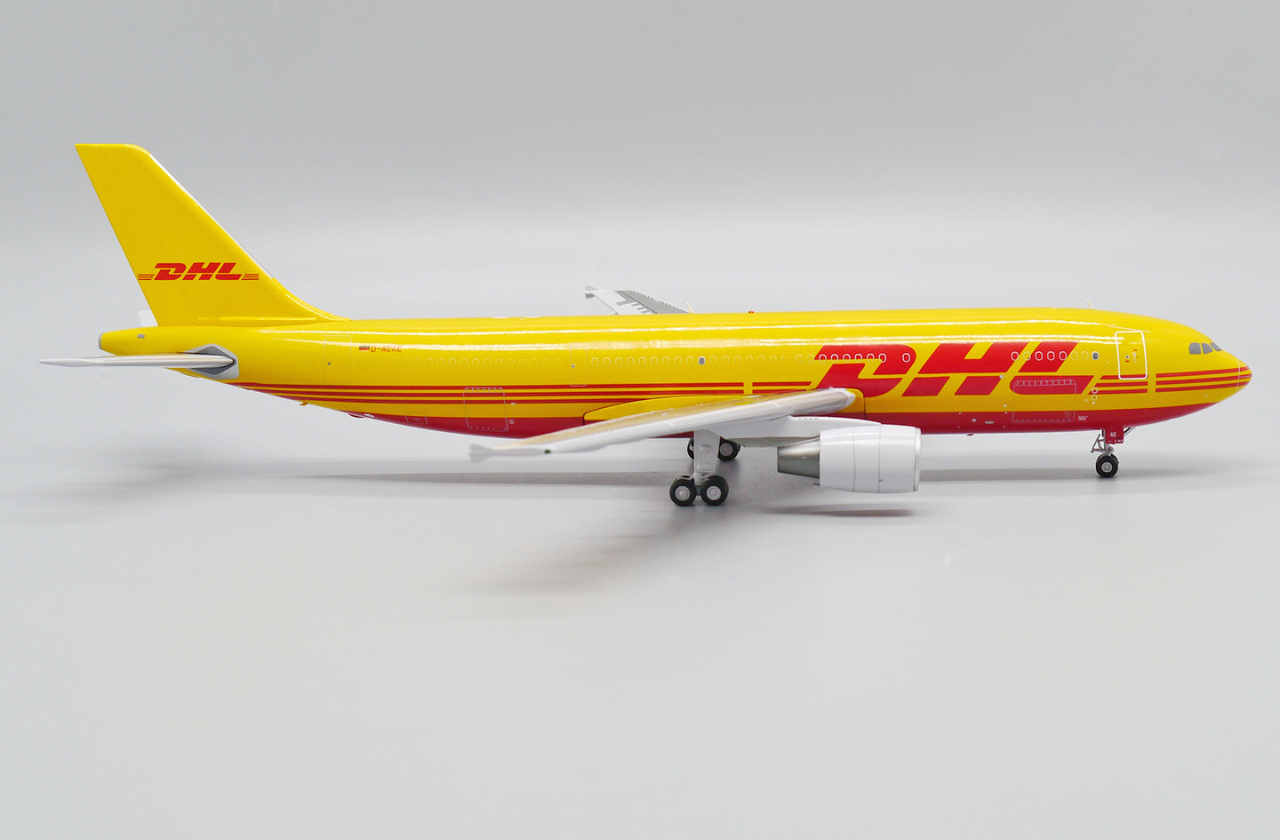 JC WINGS  A300-600R(F) DHL REG: D-AEAE