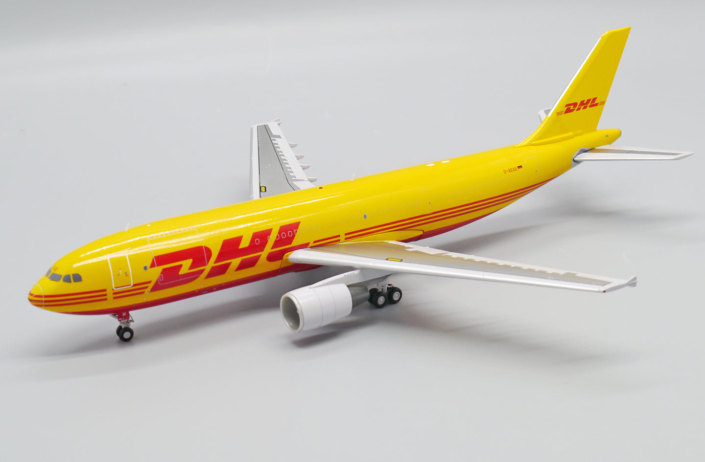 JC WINGS  A300-600R(F) DHL REG: D-AEAE
