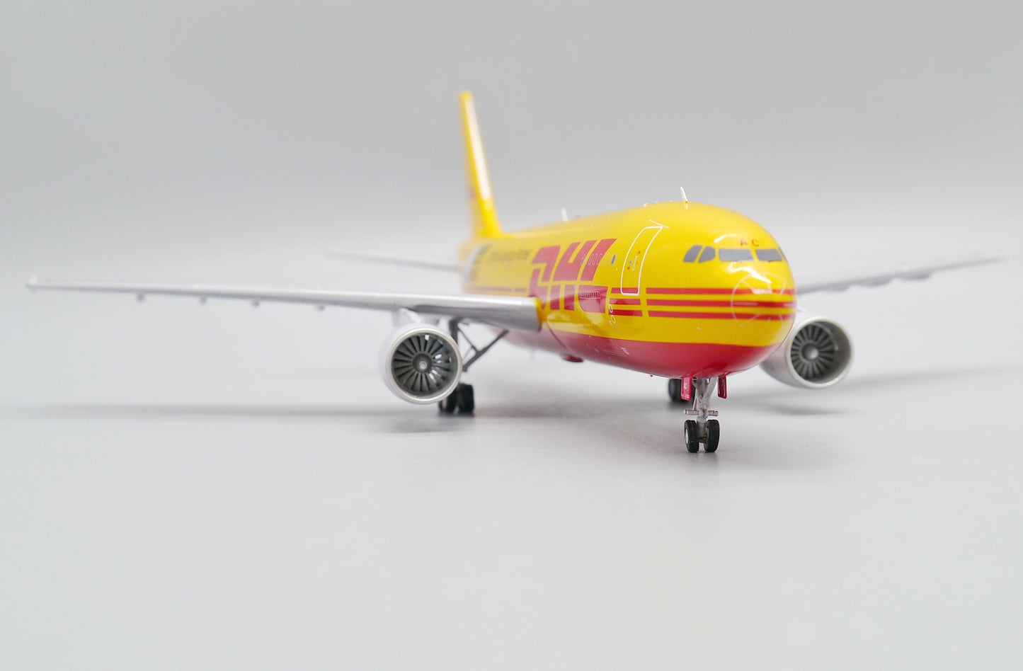 JC WINGS A300-600R(F) DHL "RUGBY WORLD CUP 2015" REG: D-AEAC