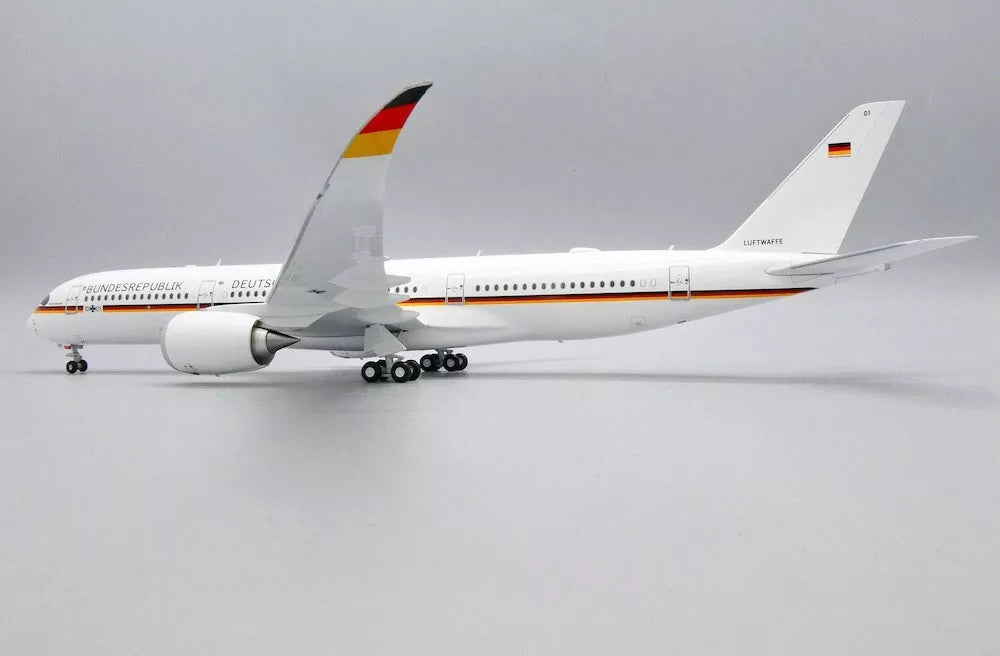 JC WINGS A350-900ACJ GERMAN AIR FORCE REG: 10+01