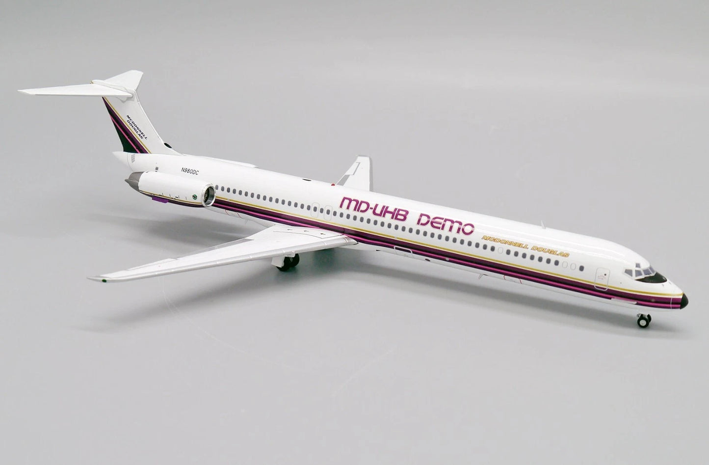 JC WINGS MD-81 HOUSE COLOUR REG: N980DC
