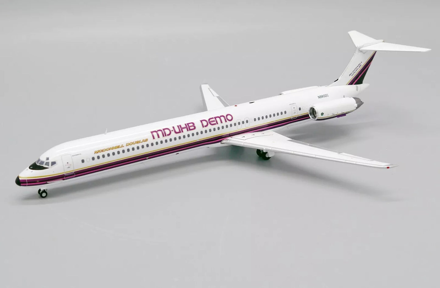 JC WINGS MD-81 HOUSE COLOUR REG: N980DC