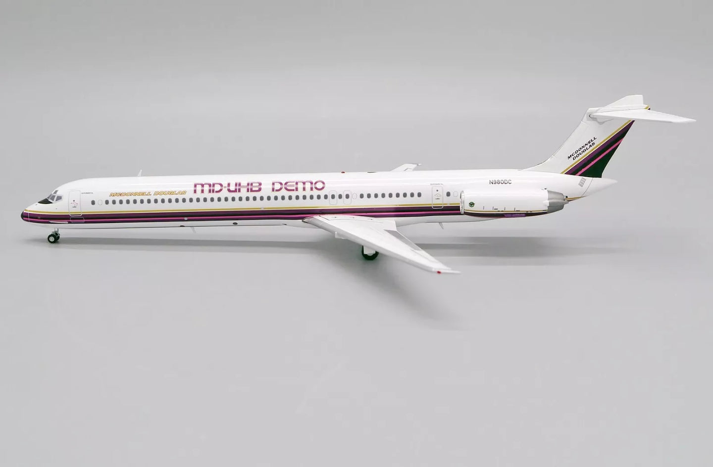 JC WINGS MD-81 HOUSE COLOUR REG: N980DC