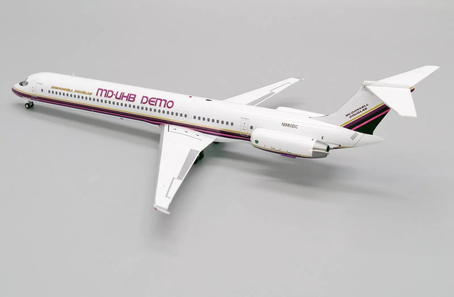 JC WINGS MD-81 HOUSE COLOUR REG: N980DC