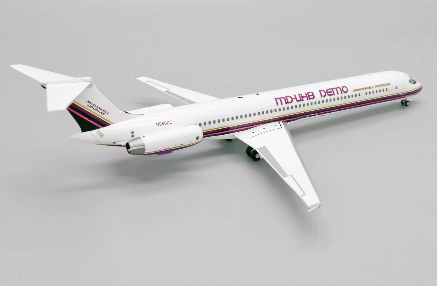 JC WINGS MD-81 HOUSE COLOUR REG: N980DC