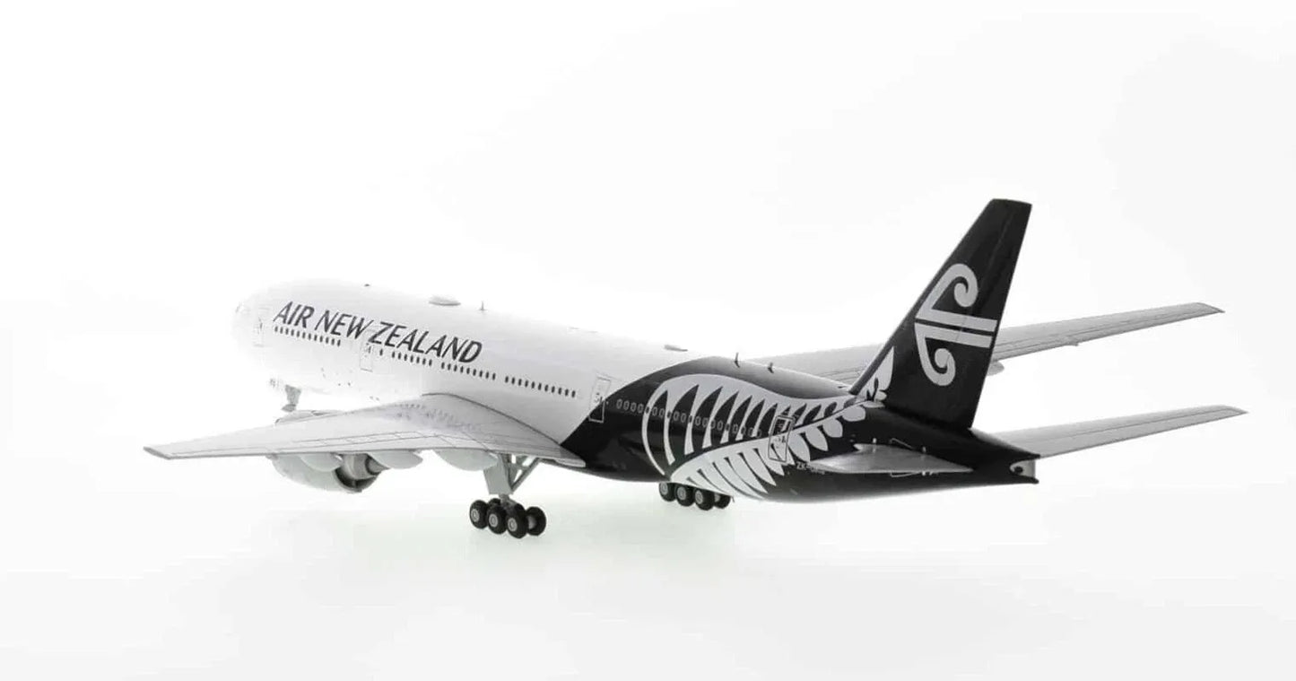 JC WINGS B777-200ER AIR NEW ZEALAND REG: ZK-OKG