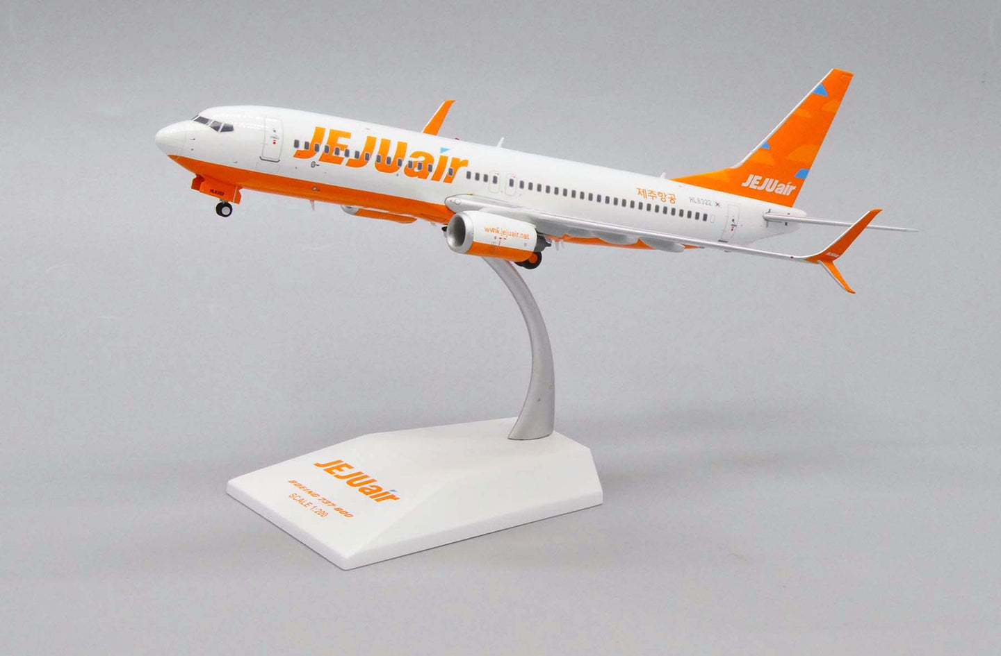 JCWINGS B737-800 JEJU AIR REG: HL8322