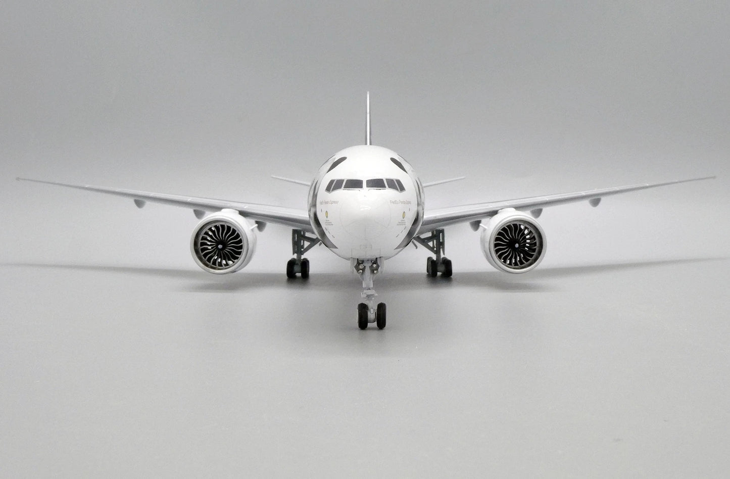 JC WINGS B777F FEDEX PANDA EXPRESS REG: N883FD