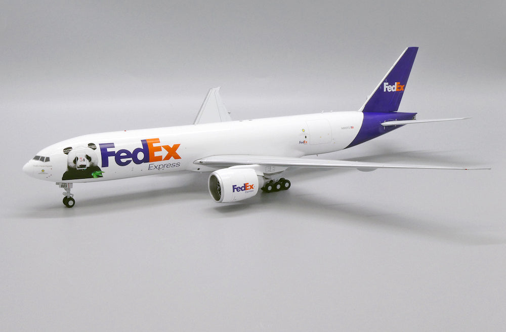 JC WINGS B777F FEDEX "PANDA EXPRESS" REG: N885FD