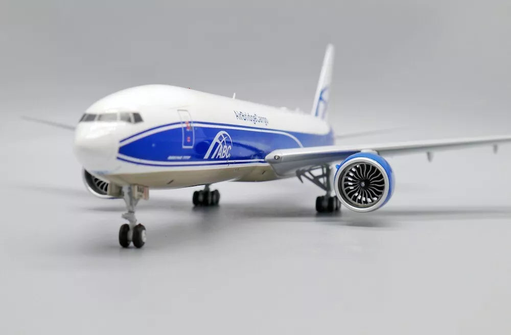 JCWINGS B777-200LRF AIRBRIDGE CARGO REG: VQ-BAO