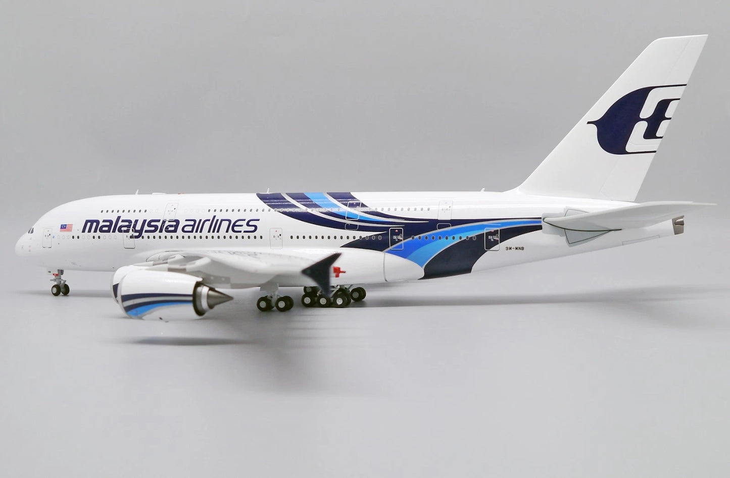 JC WINGS A380 MALAYSIA AIRLINES REG: 9M-MNB