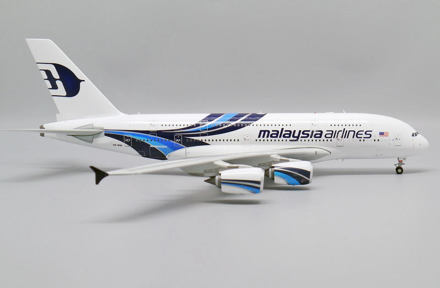 JC WINGS A380 MALAYSIA AIRLINES REG: 9M-MNB