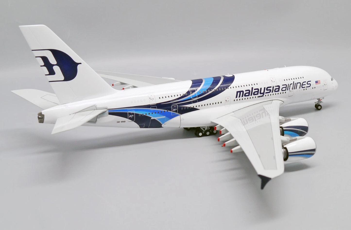 JC WINGS A380 MALAYSIA AIRLINES REG: 9M-MNB