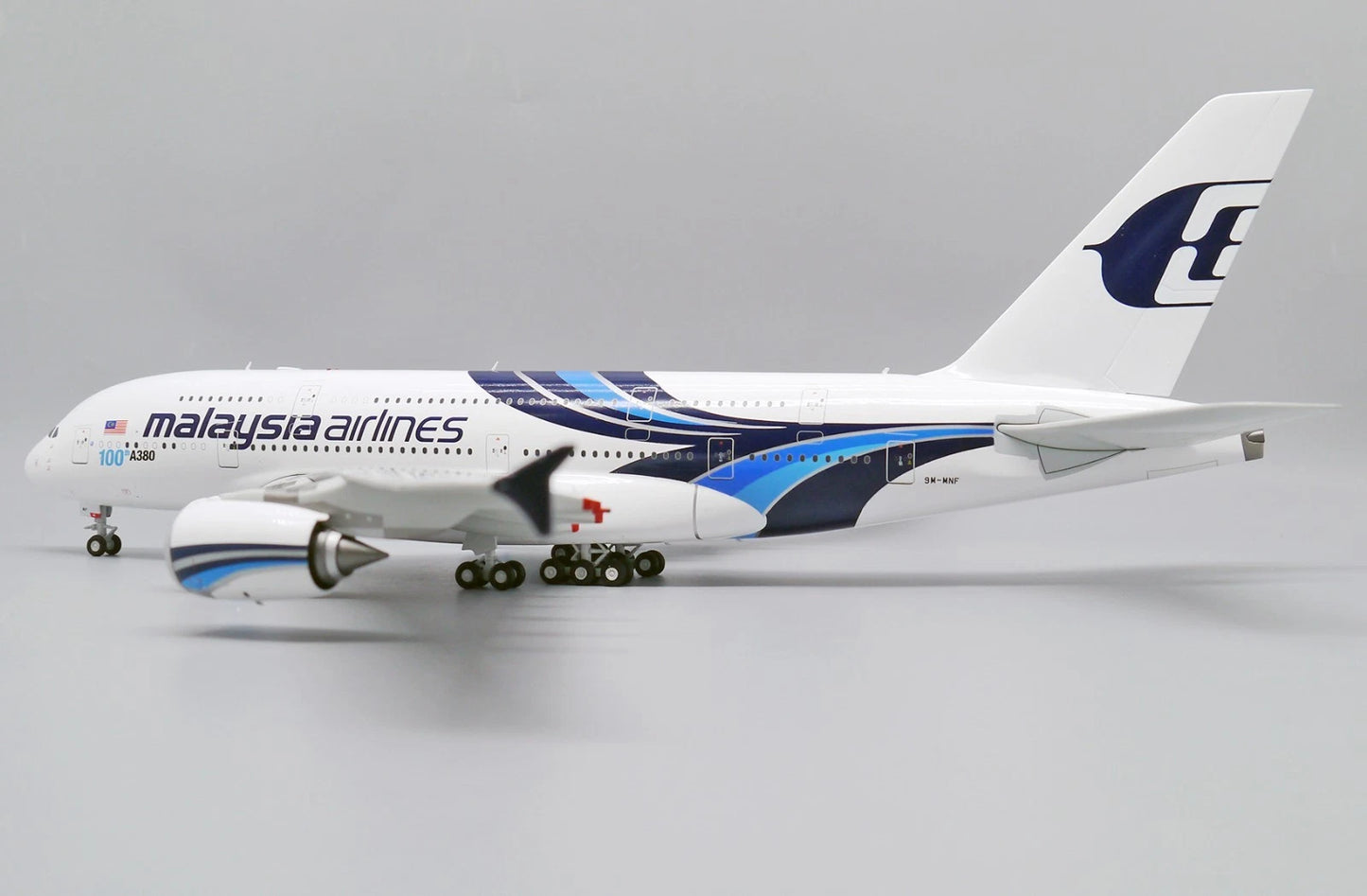JC WINGS A380 MALAYSIA AIRLINES "100TH A380" REG: 9M-MNF