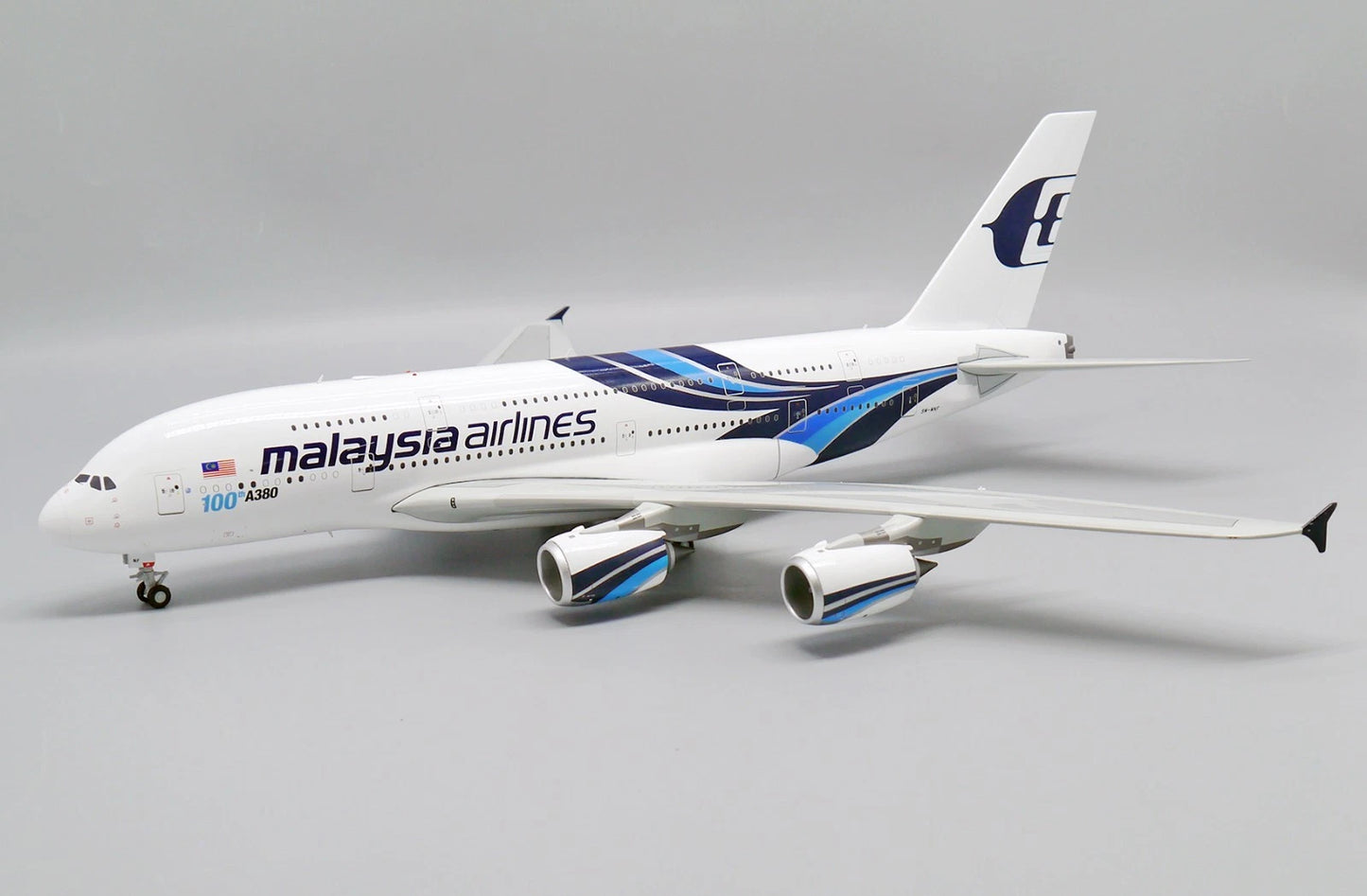 JC WINGS A380 MALAYSIA AIRLINES "100TH A380" REG: 9M-MNF