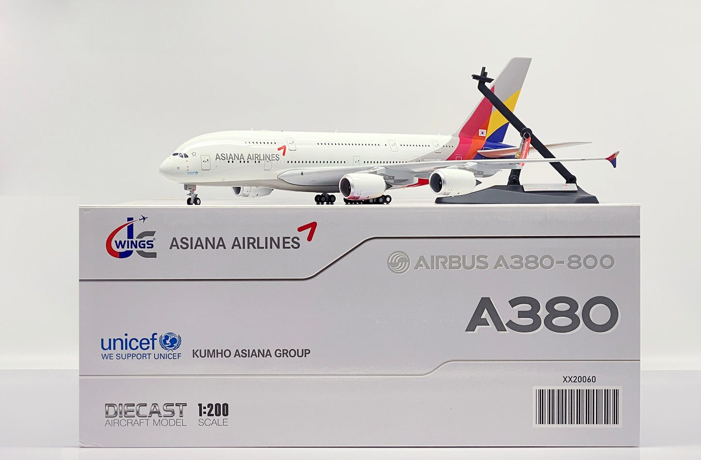 JC WINGS A380 ASIANA AIRLINES REG: HL7640