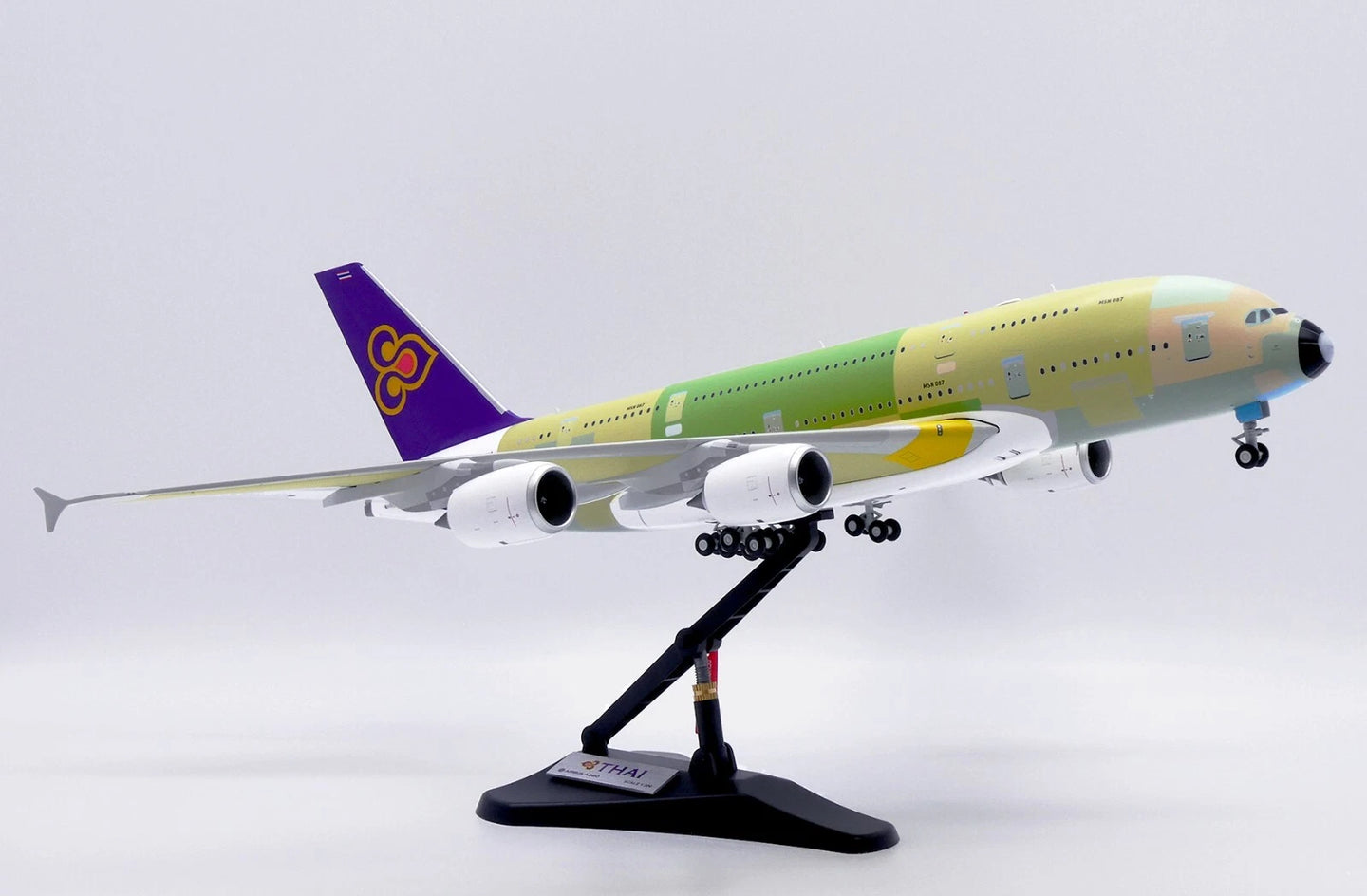 JC WINGS A380 THAI AIRWAYS "BARE METAL" REG: F-WWAO (LIMITED TO 180PCS)