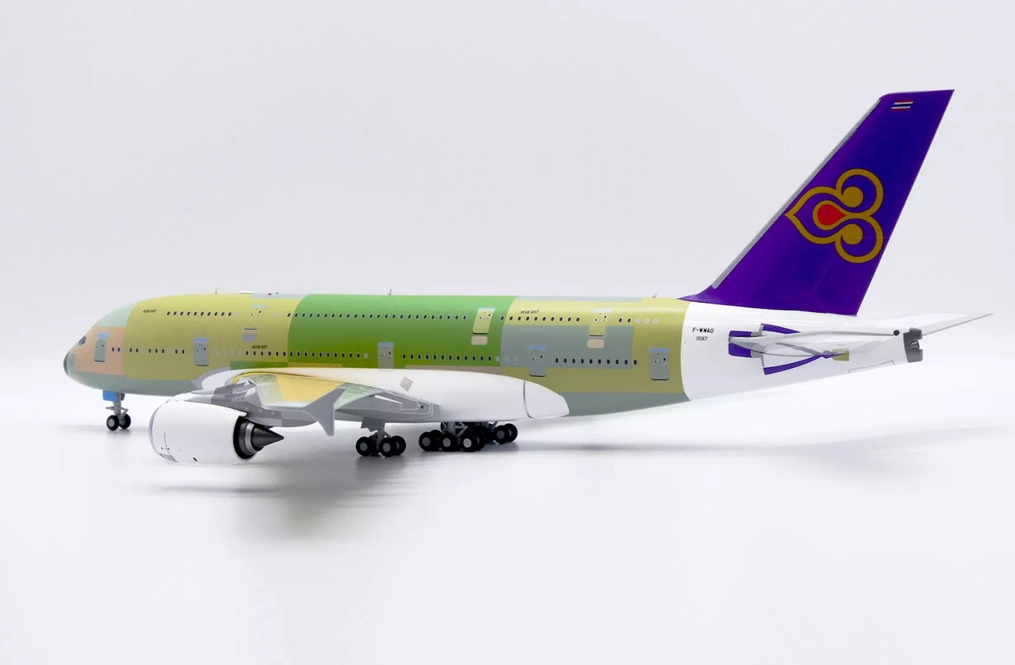 JC WINGS A380 THAI AIRWAYS "BARE METAL" REG: F-WWAO (LIMITED TO 180PCS)