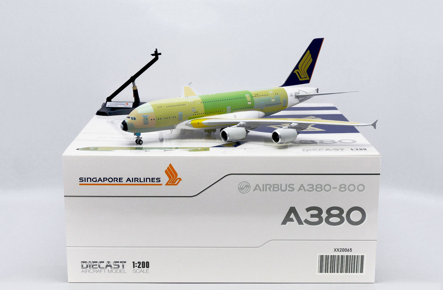 JC WINGS A380 SINGAPORE AIRLINES "BARE METAL" REG: F-WWSM
