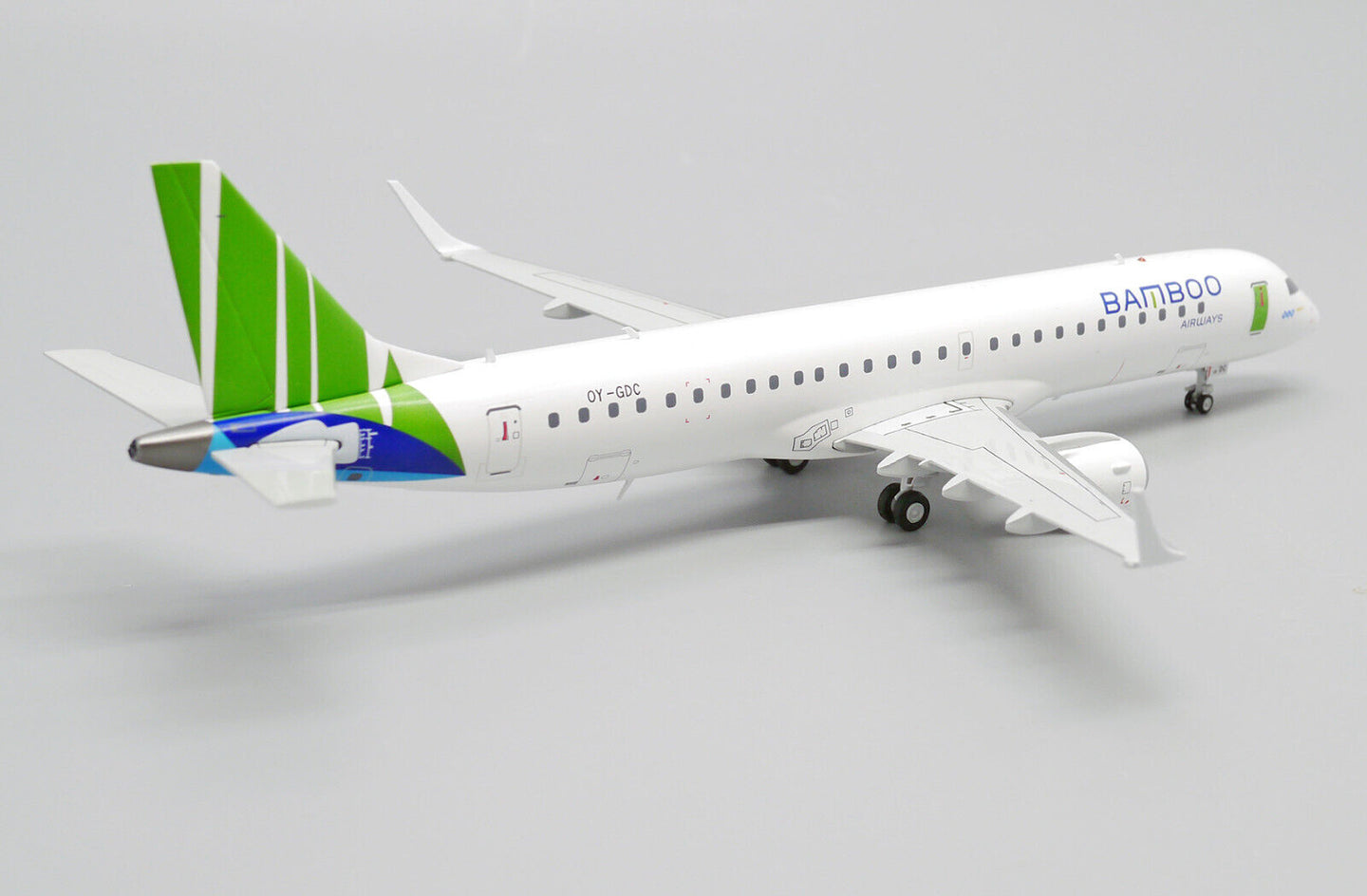 JC WINGS E190-200LR BAMBOO AIRWAYS REG: OY-GDC