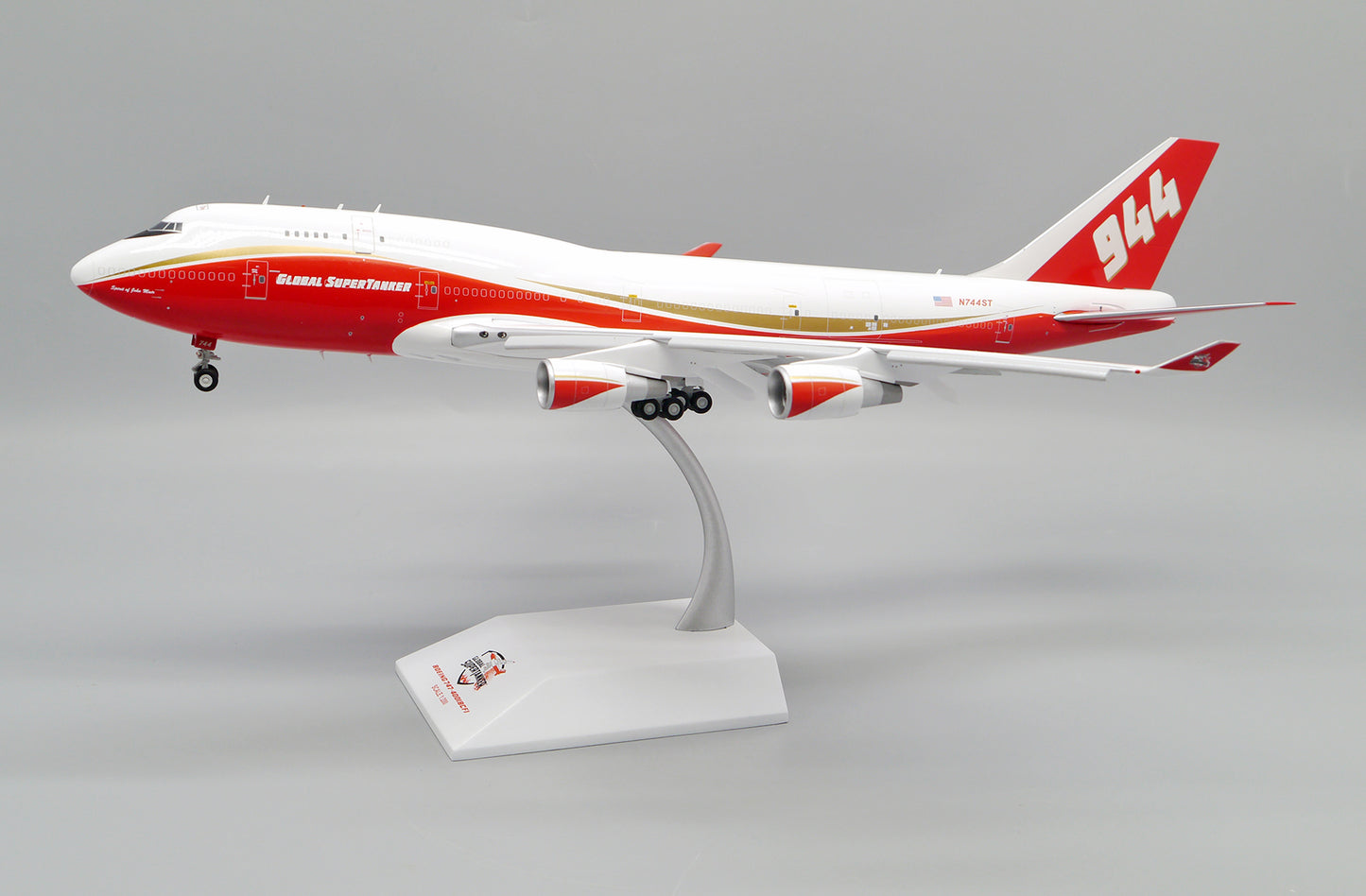 JC WINGS B747-400(BCF) GLOBAL SUPER TANKER SERVICES (FLAPS DOWN) REG: N744ST