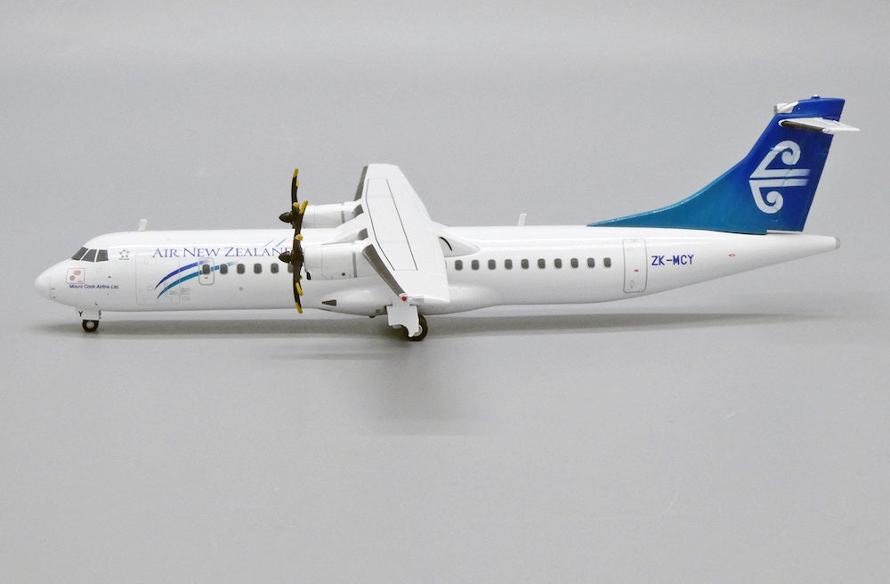 JC WINGS ATR-72 AIR NEW ZEALAND REG: ZK-MCY