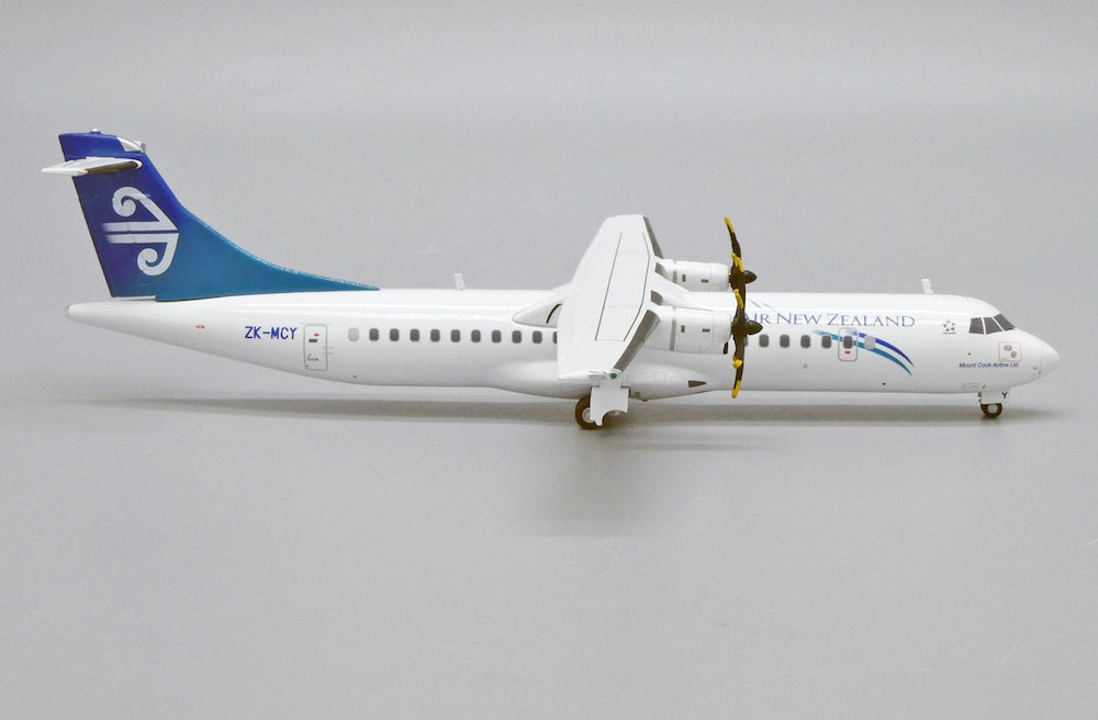 JC WINGS ATR-72 AIR NEW ZEALAND REG: ZK-MCY