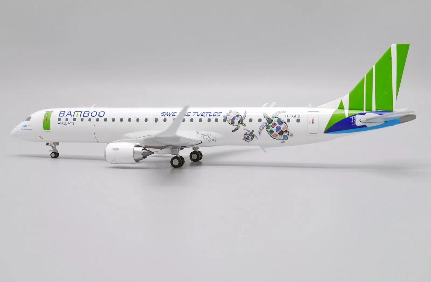 JC WINGS EMBRAER 190-200LR BAMBOO AIRWAYS "SAVE THE TURTLES" REG: OY-GDB