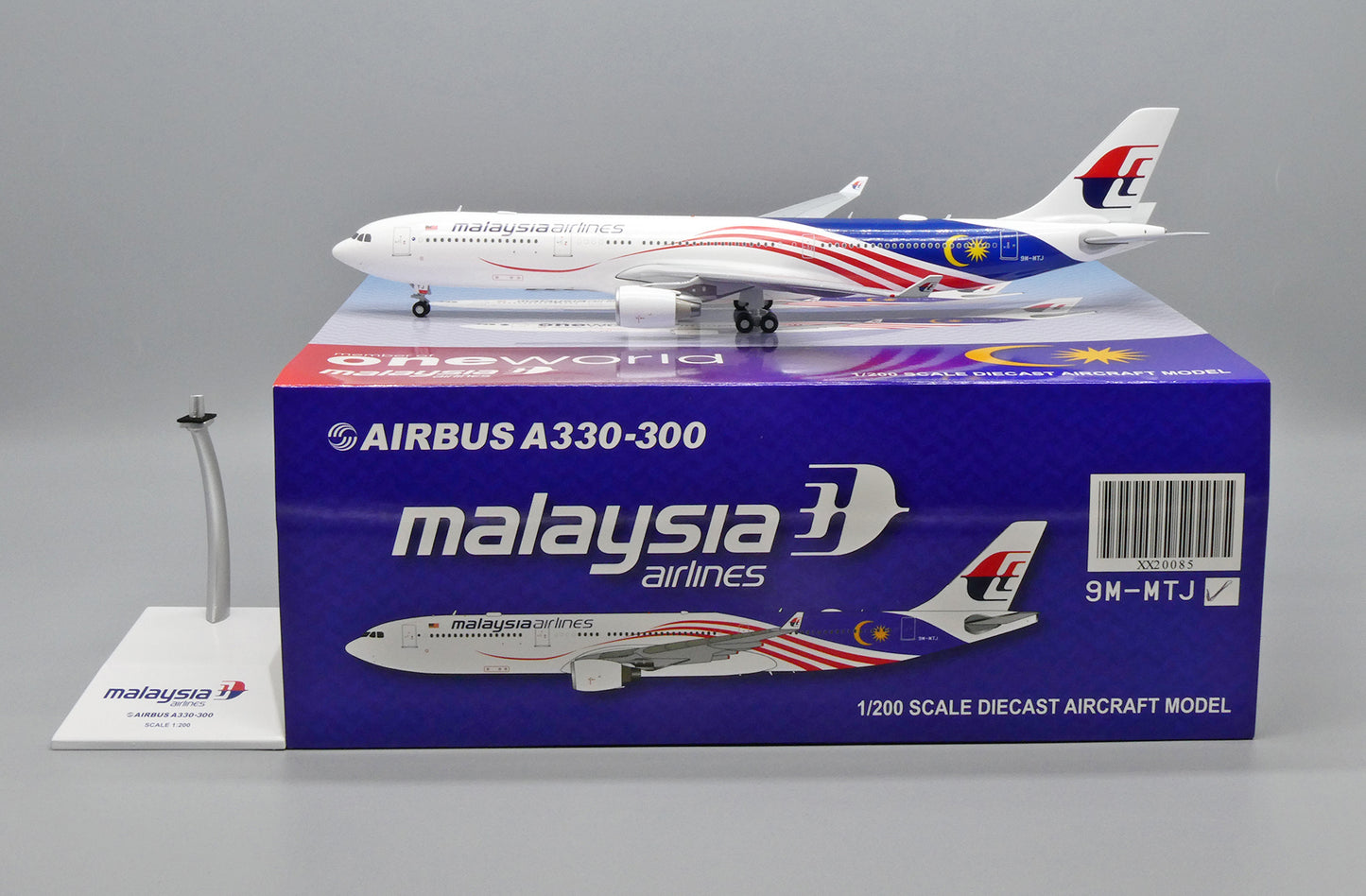 JC WINGS  A330-300 MALAYSIA AIRLINES REG: 9M-MTJ