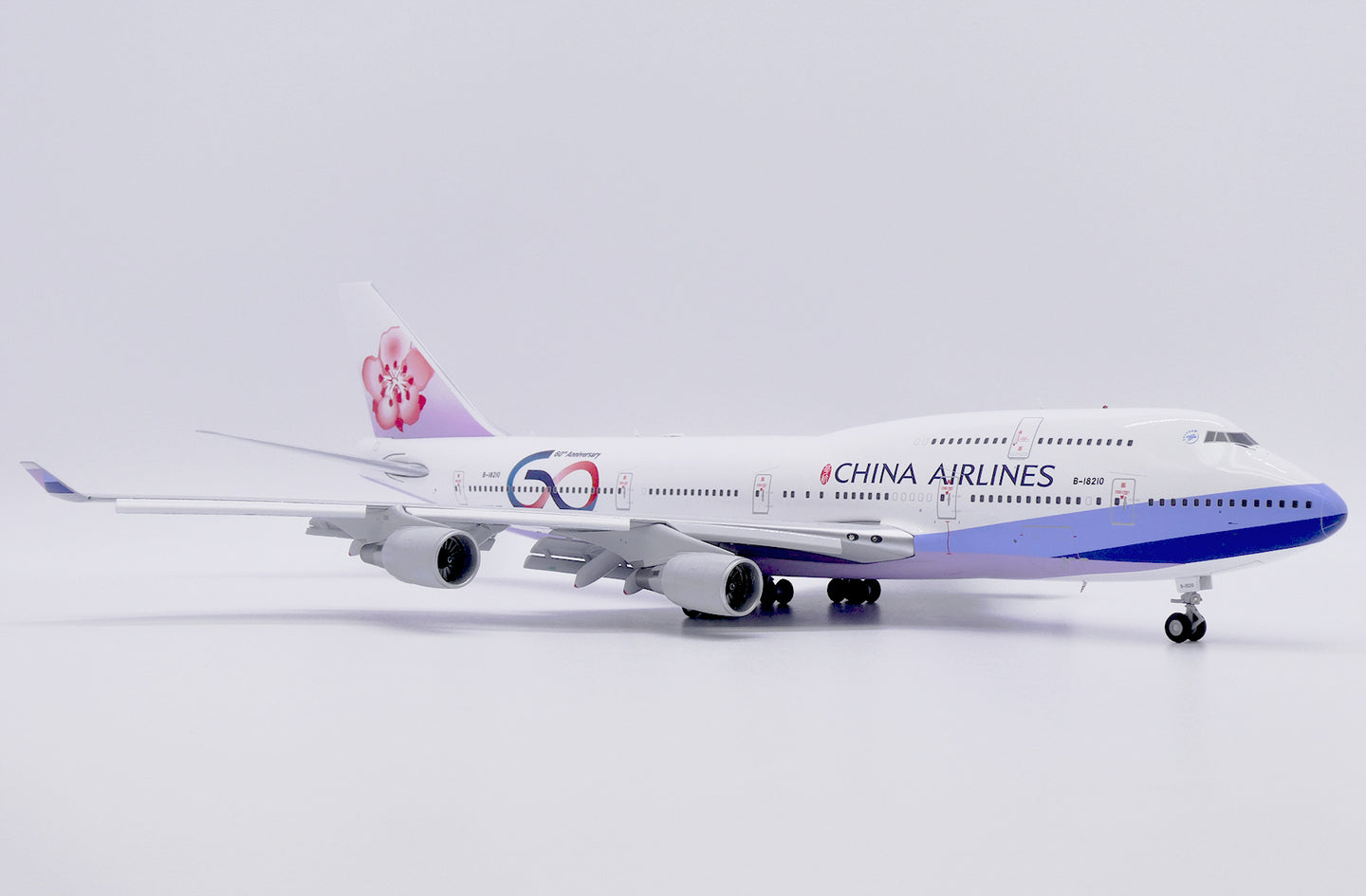 JCWINGS B747-400 CHINA AIRLINES "60TH ANNIVERSARY" (FLAPS DOWN) REG: B-18210