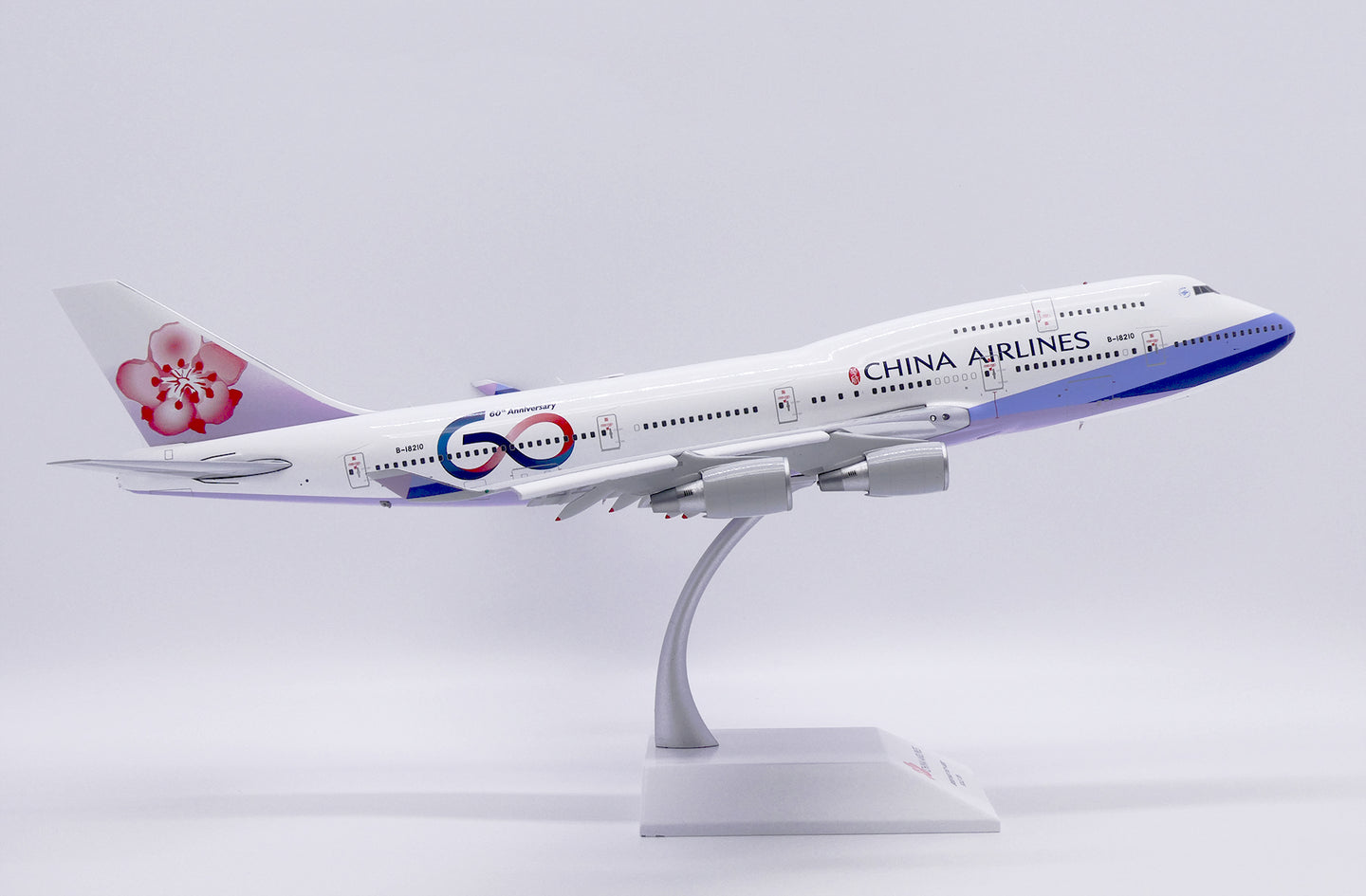 JCWINGS B747-400 CHINA AIRLINES "60TH ANNIVERSARY" (FLAPS DOWN) REG: B-18210