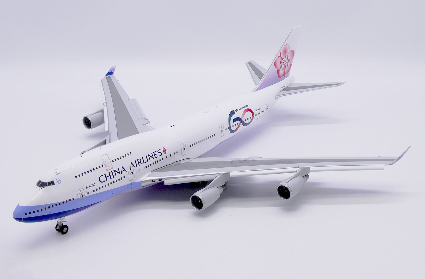 JCWINGS B747-400 CHINA AIRLINES "60TH ANNIVERSARY" (FLAPS DOWN) REG: B-18210