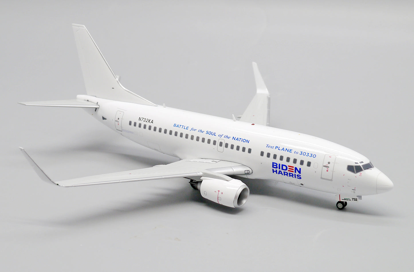 JC WINGS B737-500 "BATTLE FOR THE SOUL OF THE NATION" REG: N732KA