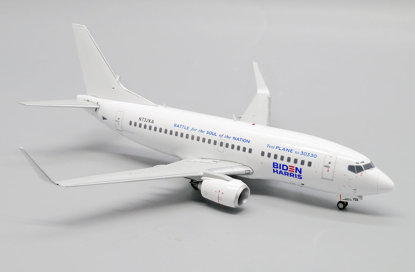 JC WINGS B737-500 "BATTLE FOR THE SOUL OF THE NATION" REG: N732KA