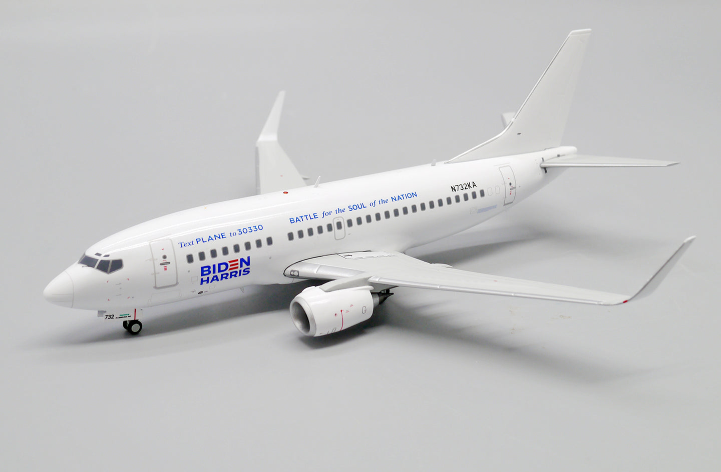 JC WINGS B737-500 "BATTLE FOR THE SOUL OF THE NATION" REG: N732KA