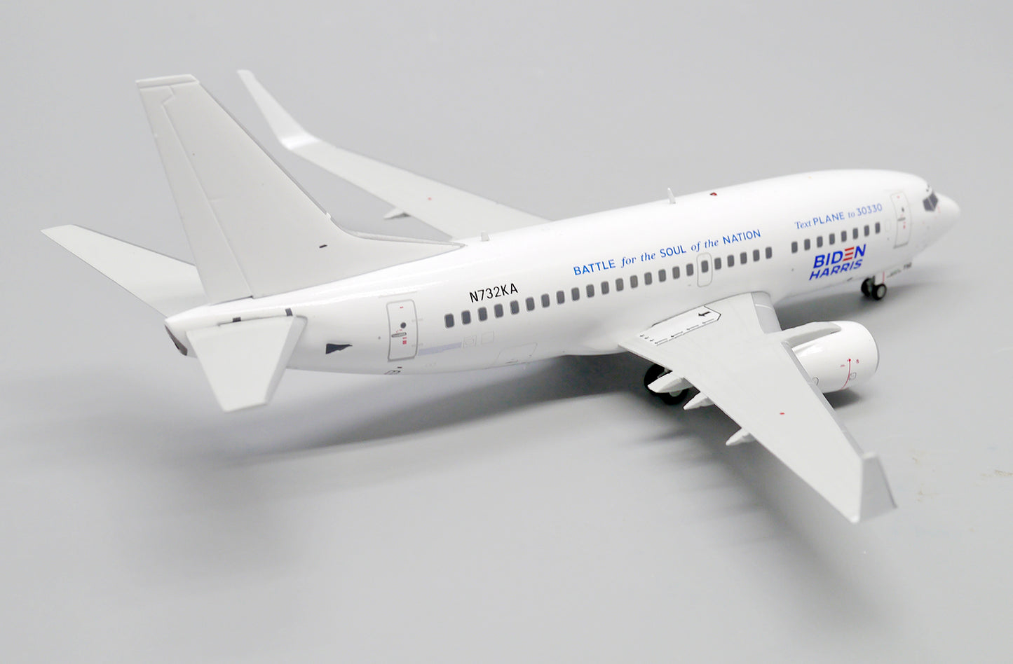 JC WINGS B737-500 "BATTLE FOR THE SOUL OF THE NATION" REG: N732KA