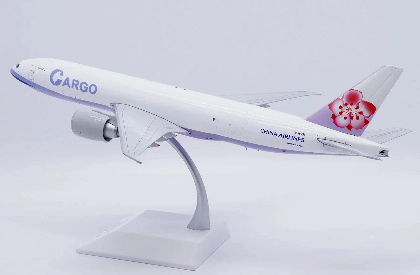 JC WINGS B777F CHINA AIRLINES CARGO REG: B-18771