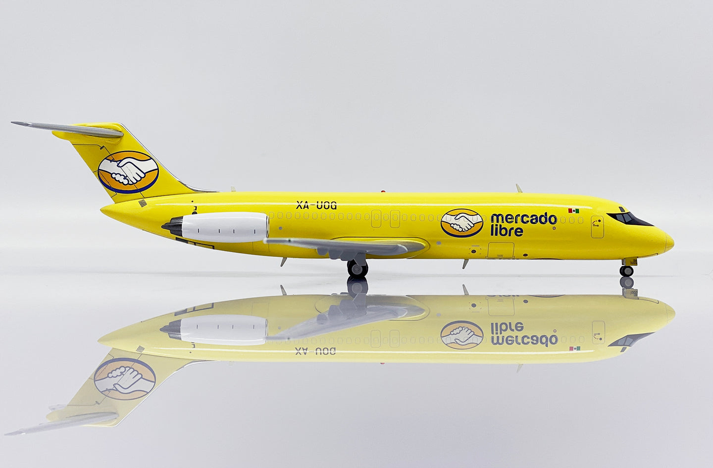 JCWINGS DC-9-30F MERCADO LIBRE REG: XA-UOG