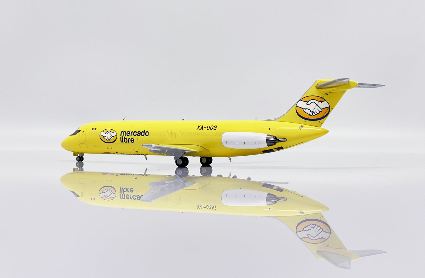 JCWINGS DC-9-30F MERCADO LIBRE REG: XA-UOG