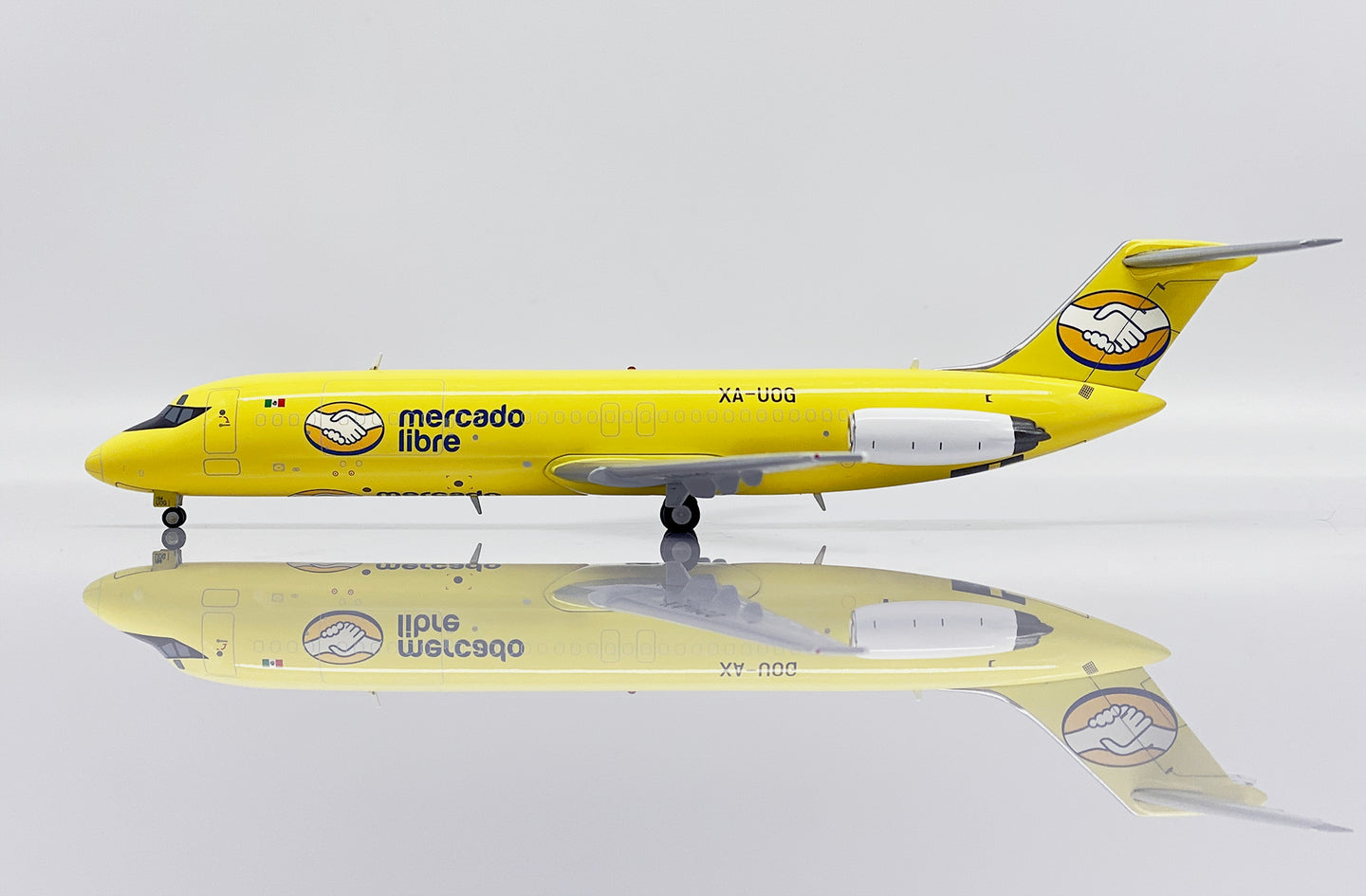 JCWINGS DC-9-30F MERCADO LIBRE REG: XA-UOG