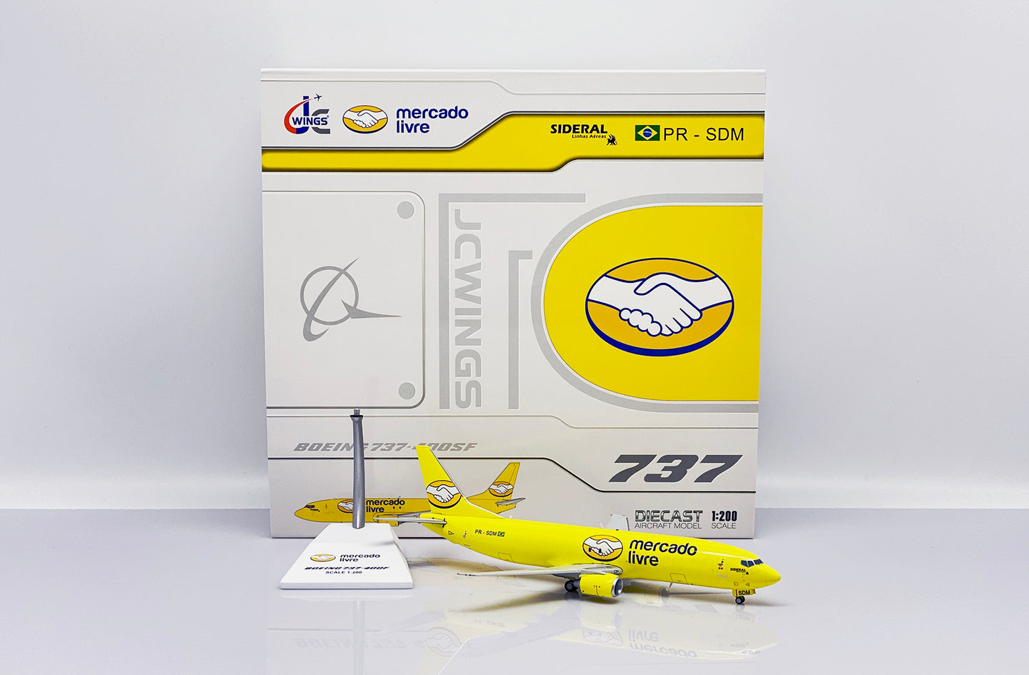 JC WINGS B737-400SF MERCADO LIVRE (SIDERAL AIR CARGO) REG: PR-SDM