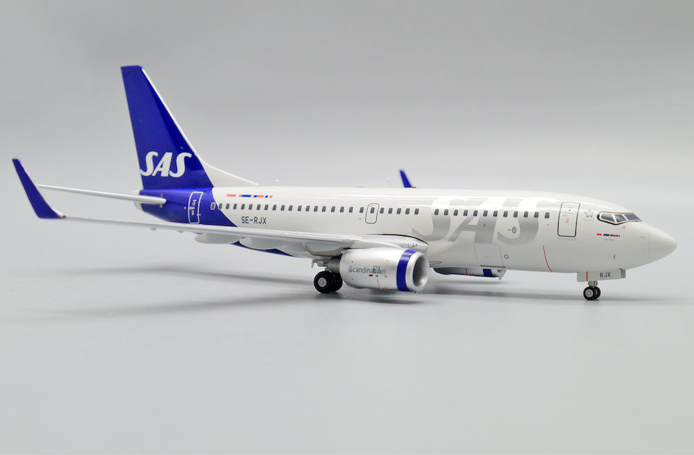 JC WINGS B737-700 SCANDINAVIAN AIRLINES REG: SE-RJX