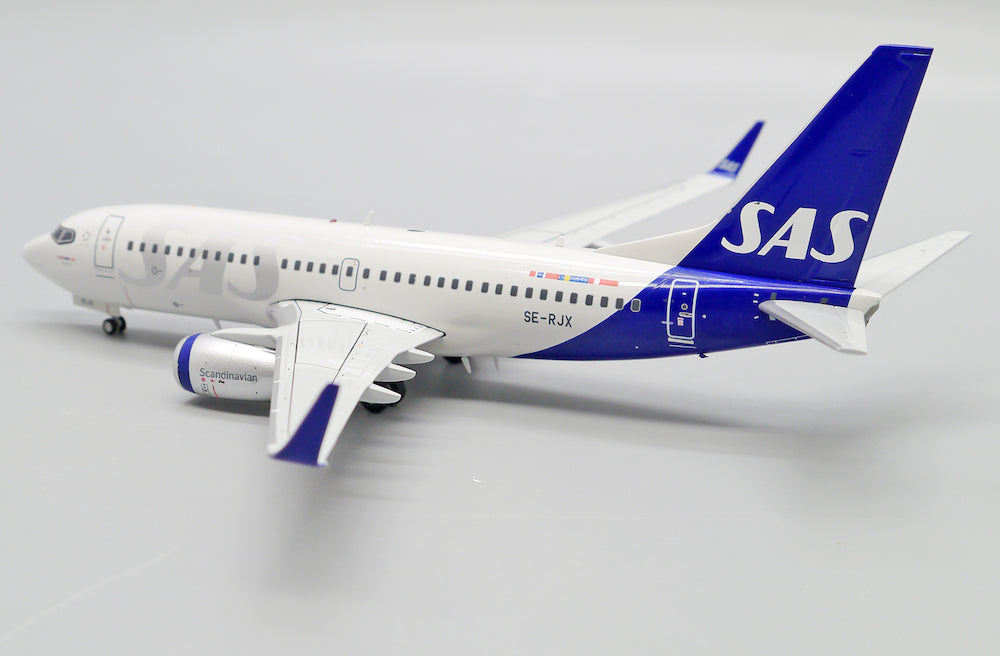 JC WINGS B737-700 SCANDINAVIAN AIRLINES REG: SE-RJX