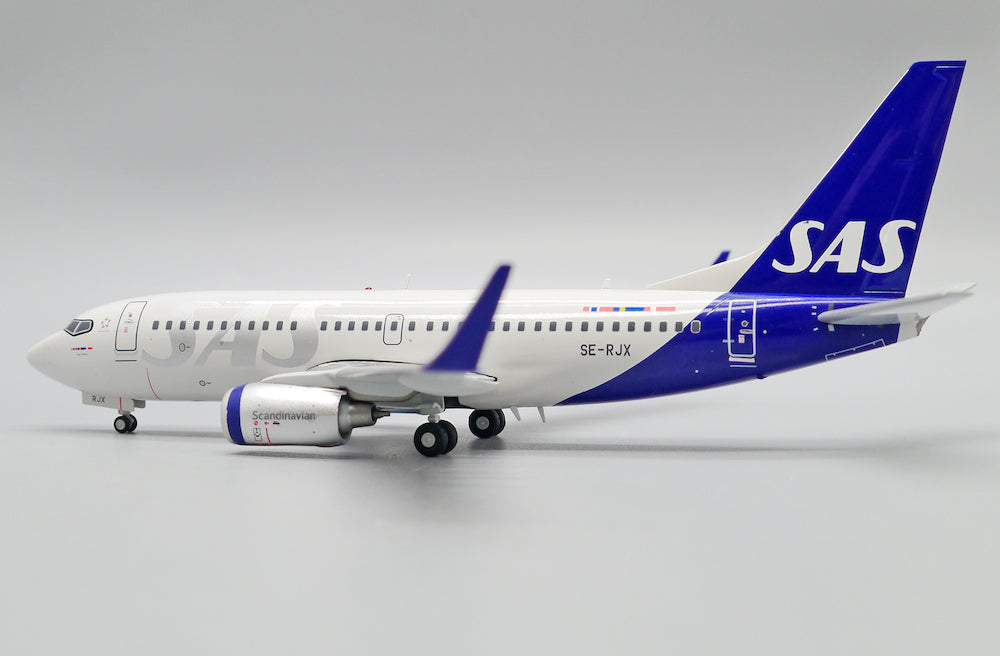 JC WINGS B737-700 SCANDINAVIAN AIRLINES REG: SE-RJX