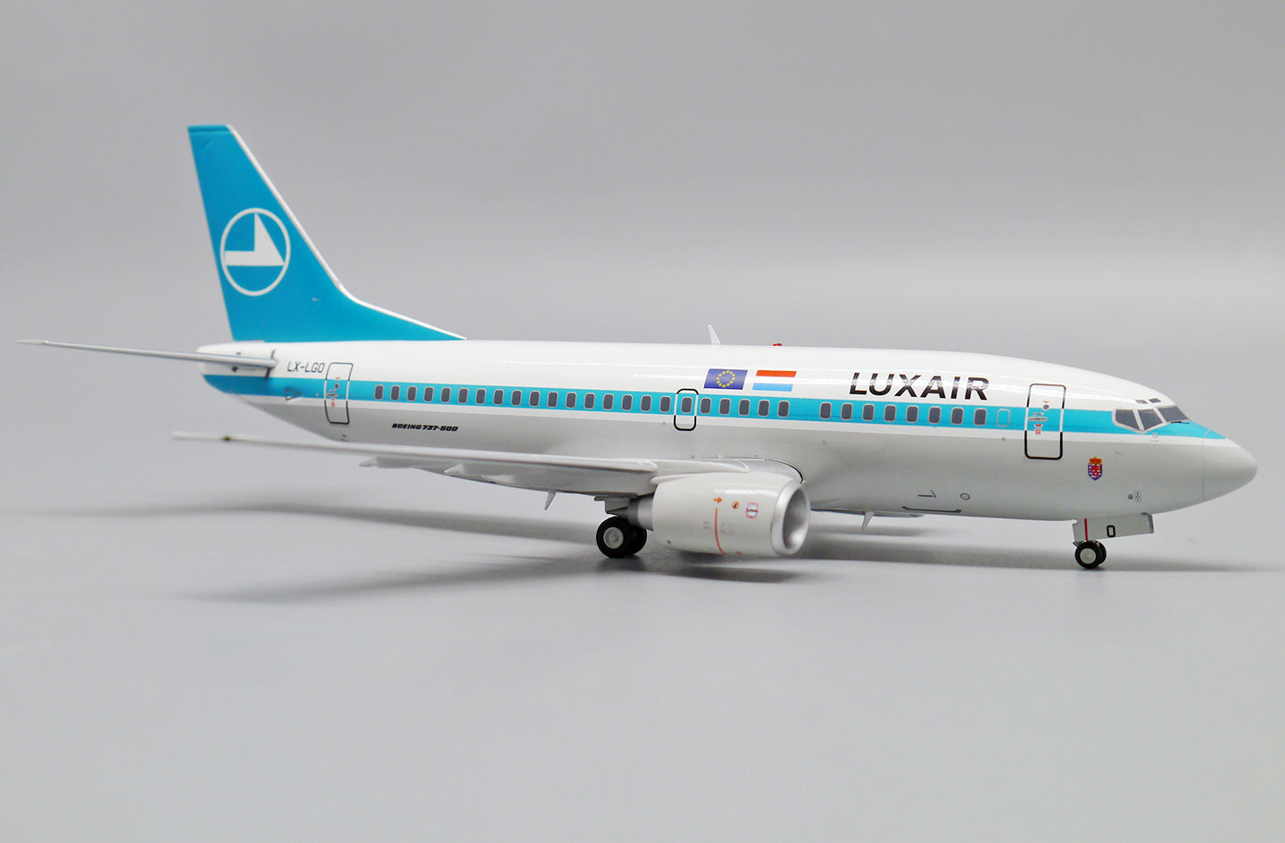 JC WINGS B737-500 LUXAIR REG: LX-LGO