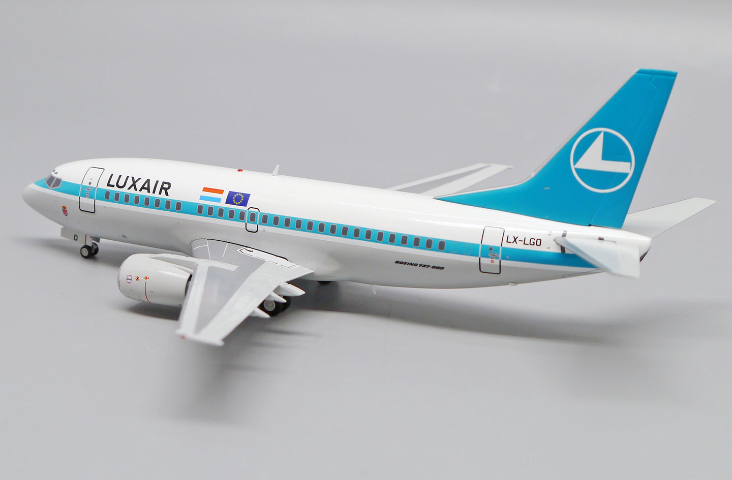 JC WINGS B737-500 LUXAIR REG: LX-LGO
